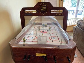 Table Hockey l Hockey Night In Fernie