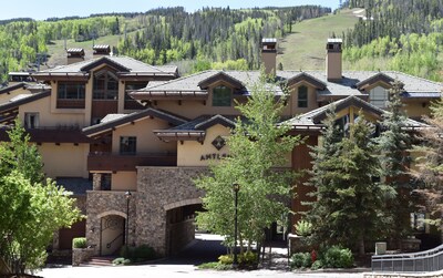 Platinum 3BR Antlers @ Vail, Steps To Gondola, Flexible Cancellation