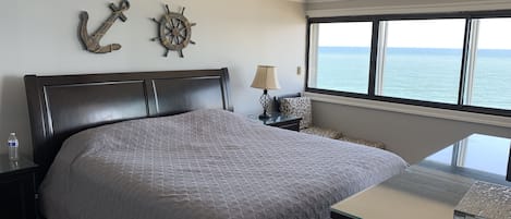 Master Bedroom Direct Ocean Front Suite