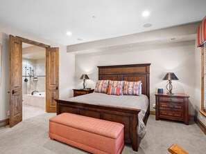 Primary Bedroom with 1 King Bed