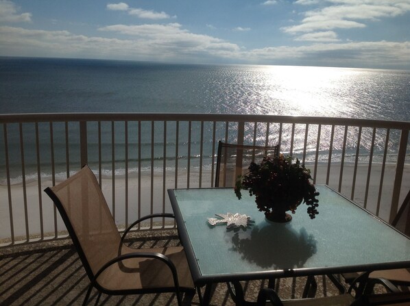 Awesome view of the ocean.  Table recently replaced with a round one.  