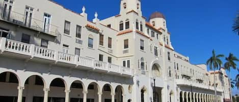 Hotel front View
2 blocks to the Beach