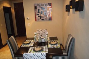 Dining Room--comes as seen!