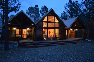 On A Whim is a luxury log cabin that has something for everyone - Hochatown