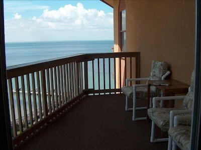 Its Got it All! Bayfront, Fishing, Views of Bay, Gulf , Island