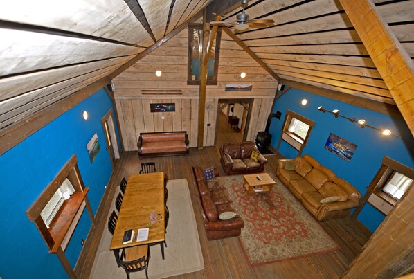 The blue room from the front loft