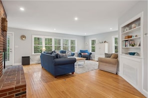 Living Room - TV in cabinet