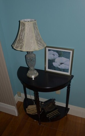 Foyer/Entrance.