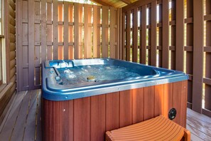 Private hot tub