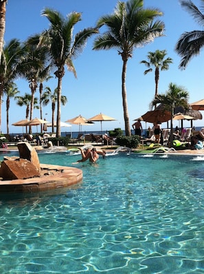 Gorgeous beachside pool...