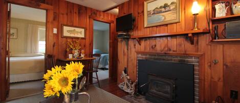 Spruce cottage living room with view of bedrooms