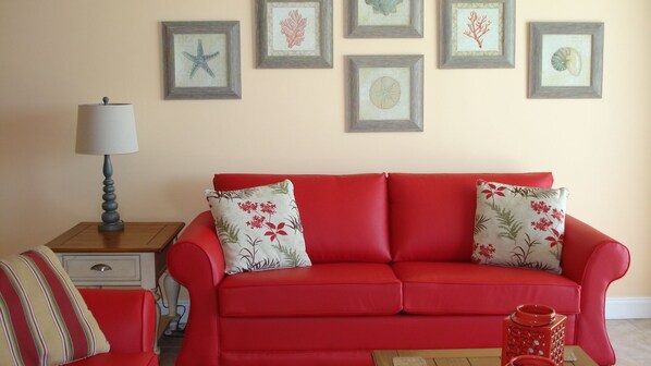Living Room w/ Queen Sleeper Sofa, Love Seat, & Swivel Rocker/Recliner