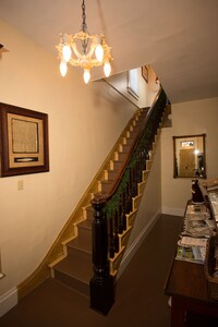 Wisdom House Built 1878,  In The Heart Of Downtown Baker City Historic District