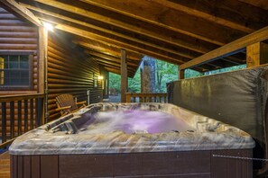 Private Hot tub