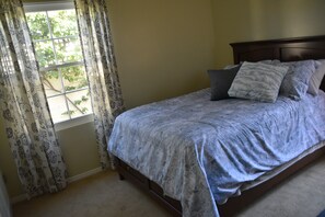 Bedroom #2 with double bed