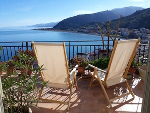 TERRAZZA TRA CIELO E MARE - landscape