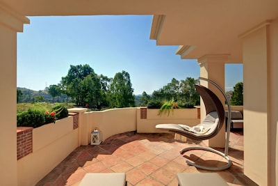 New Design Apartment With Sea View And Vertical Garden