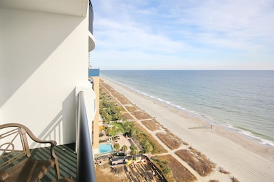 Newly remodeled direct oceanfront with AMAZING views! Monthly rentals available!