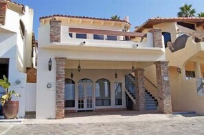 Casa de Playa, lower level suite with own entrance and connected inside