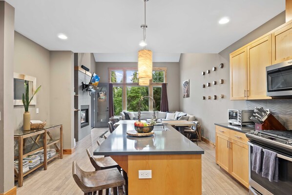 Private kitchen