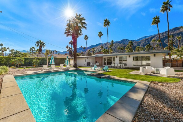 Oversized salt water pool with mountain views!