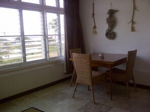 eat with a view
