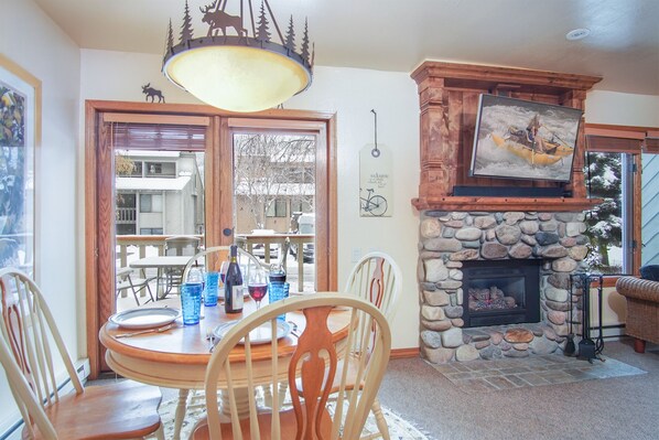 Dining, Living Room, Gas Fireplace and Large TV