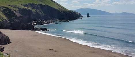 Gorgeous Secluded Sandy Beach. 4 minute stroll down lovely quiet country lane.