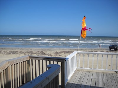 Jamaica Beach Vacation Rentals House Rentals More Vrbo Located just past the beautiful city of jamaica beach, we are right across the street from the beach with an unobstructed view of the galveston bay area and the gulf of mexico. jamaica beach vacation rentals house