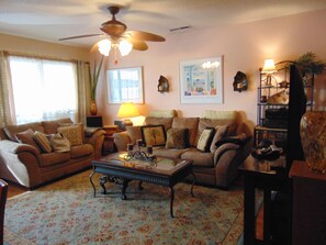 Living room with Full Sofa and Love Seat