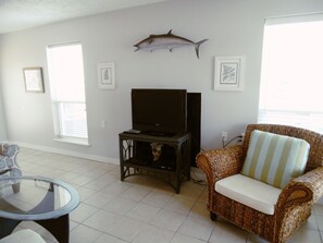 Extra seating for guests and a Wahoo on the wall!