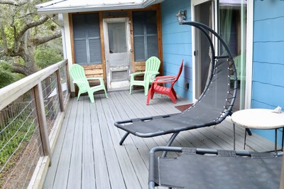 Beautiful, Family/Pet-Friendly,  East Beach Cottage