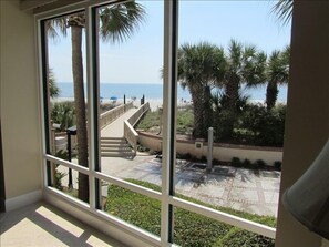  Windows with Direct Beach View!
