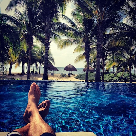 Just another picture of feet--bare feet are the norm here. Pool or beach-or both