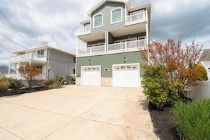 Front view of house - Unit A is on left side