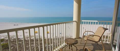 Top Floor Corner Condo, 100% Gulf front. In the West Building