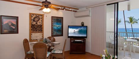 Large TV, dining for 4, and air conditioning throughout the unit