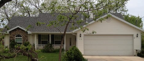 Front view of the house.