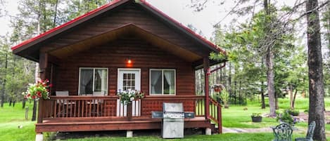 Wolf Cabin... privacy and serenity