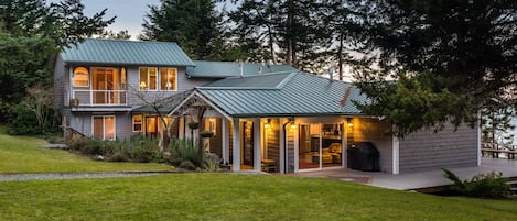 Welcome to The Channel House on Lopez Island. 