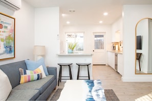 Open bright floorplan