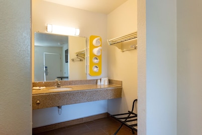 Motel 6 Camp Springs, DC - South Camp Springs