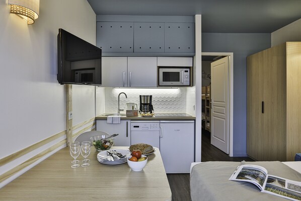 Private kitchenette