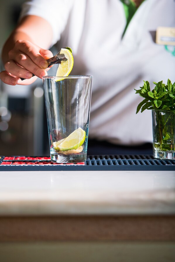Bar (in der Unterkunft)