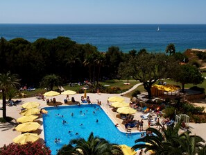 Piscina exterior