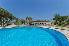 Piscina all'aperto