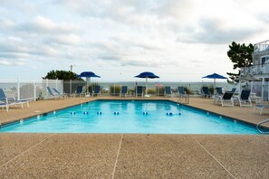 Utomhuspool