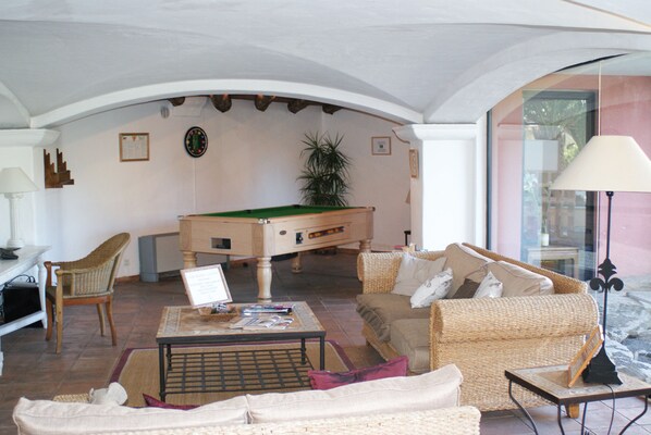 Sala de estar en el lobby