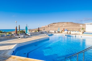 Utomhuspool