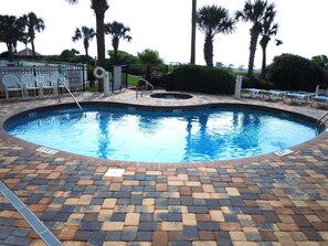 Udendørs pool